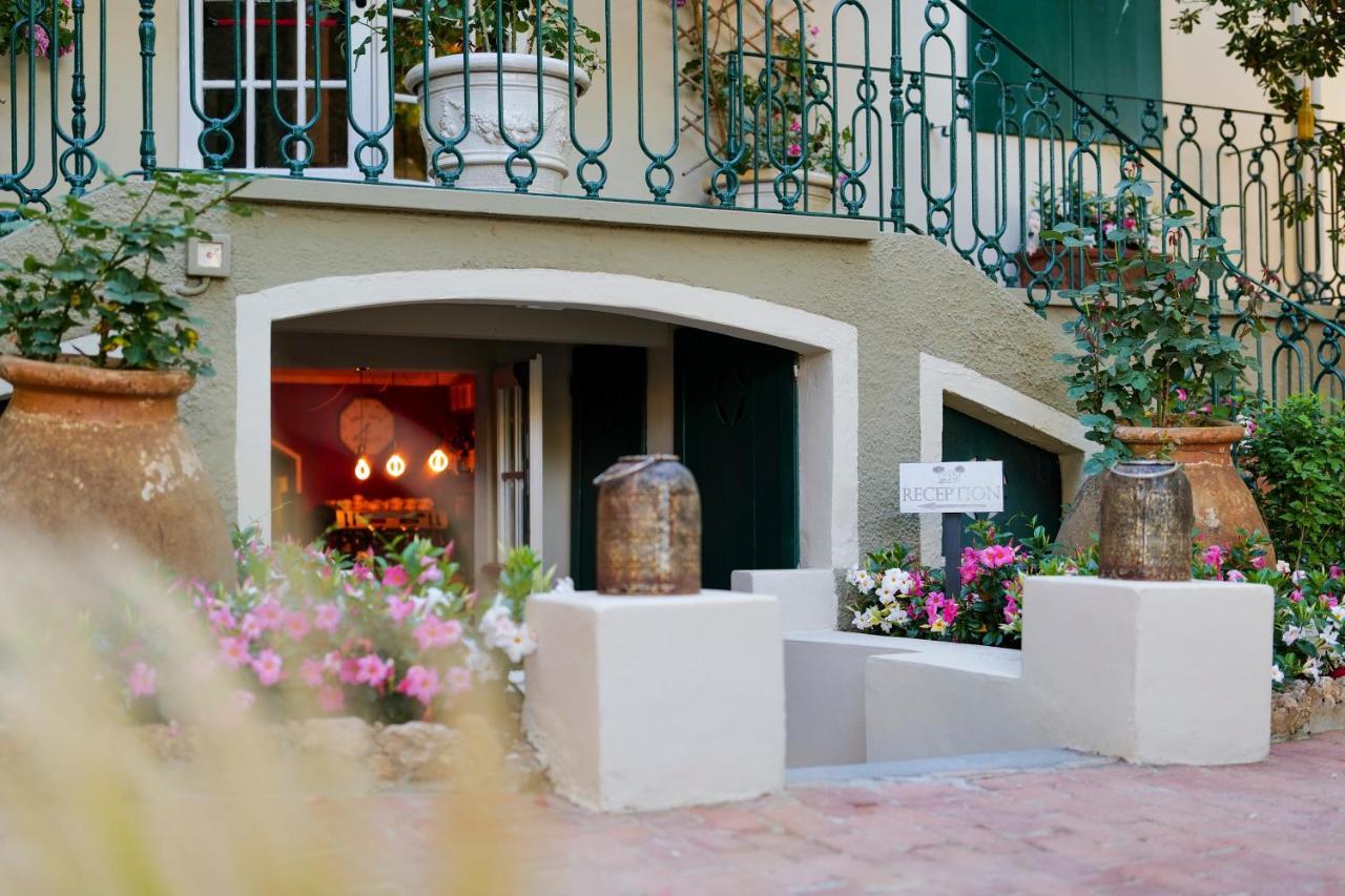 Hotel Club I Pini - Residenza D'Epoca In Versilia Лідо-ді-Камайоре Екстер'єр фото