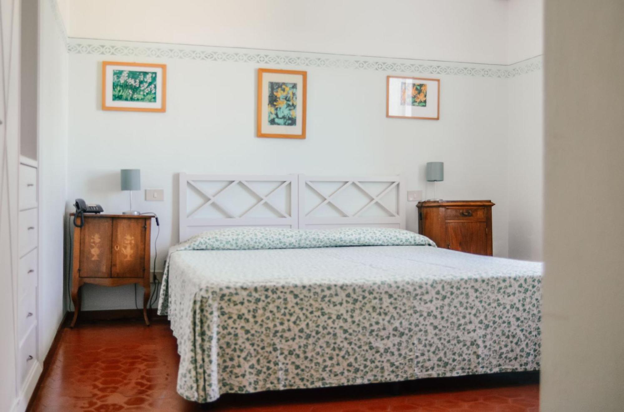 Hotel Club I Pini - Residenza D'Epoca In Versilia Лідо-ді-Камайоре Екстер'єр фото